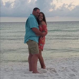 Meet your Posher, Laurie